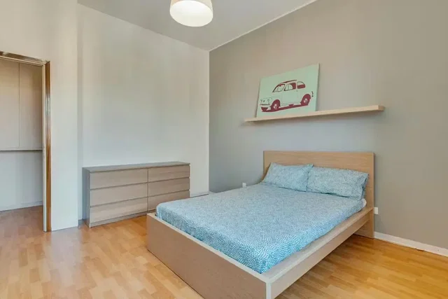 Bedroom; wood floor, natural light