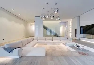 Soggiorno; luce naturale, stile moderno, pavimento in legno