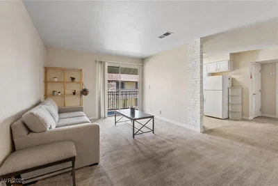 Obývací pokoj; výhled, přirozené světlo