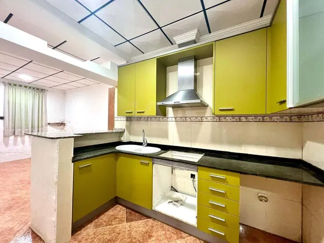Kitchen; kitchen appliances, tile floor
