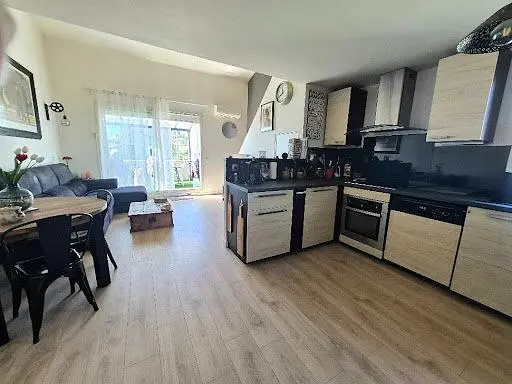 Dnevna soba; pogled, prirodno svjetlo