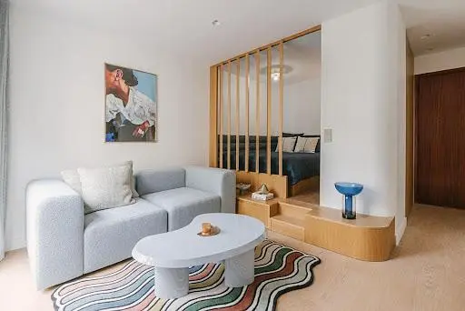 Dnevna soba; prirodno svjetlo, moderni stil