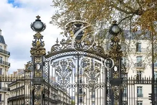 Kuća i okolina; pogled