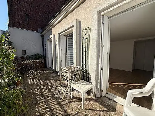 Terrasse; lumière naturelle