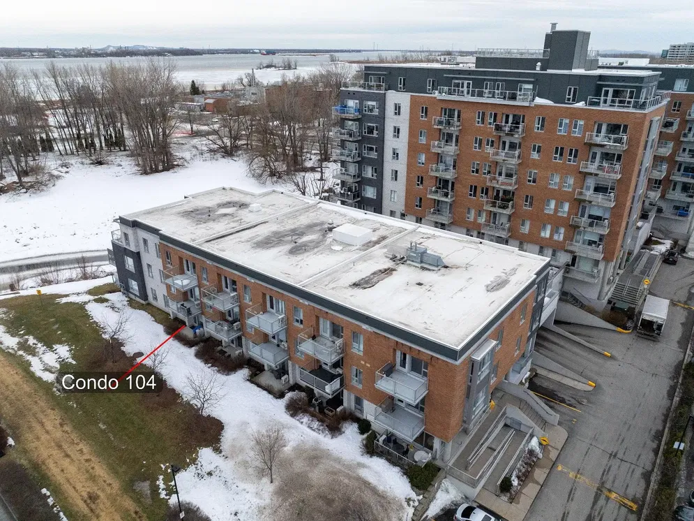 Кућа и околина; поглед