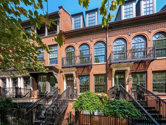 House and surroundings; view