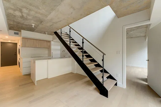 Kitchen; wood floor, natural light, modern style