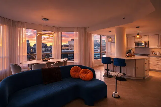 Living room; view, modern style, natural light