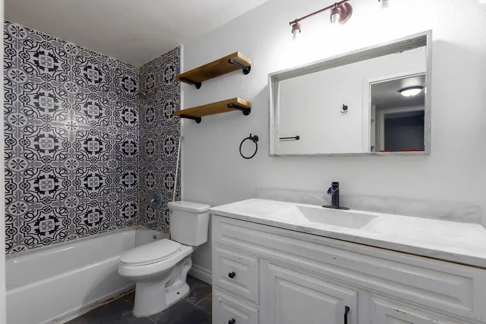 Banyo; fayans zemin, fayans zemin