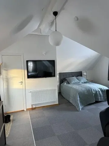 Dormitorio; luz natural
