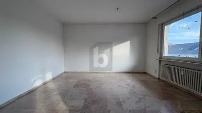 Остало; плочице, природно светло, поглед