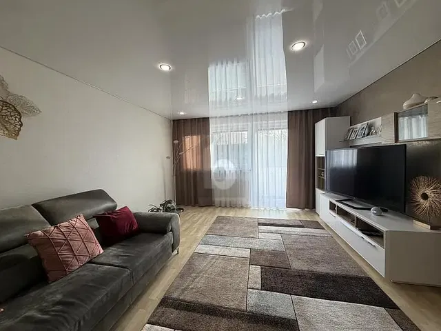 Дневна соба; природно светло, модерни стил, дрвени под