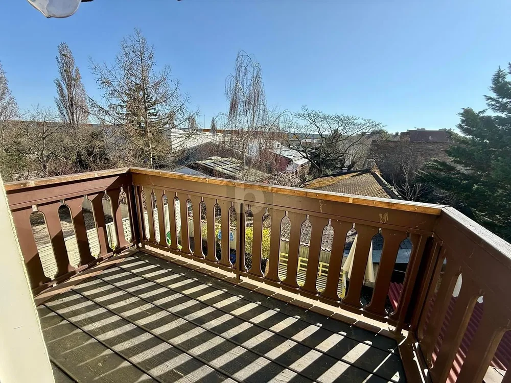 Varanda; vista, luz natural