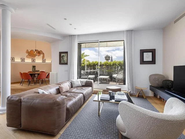 Wohnzimmer; blick, tageslicht, moderner stil