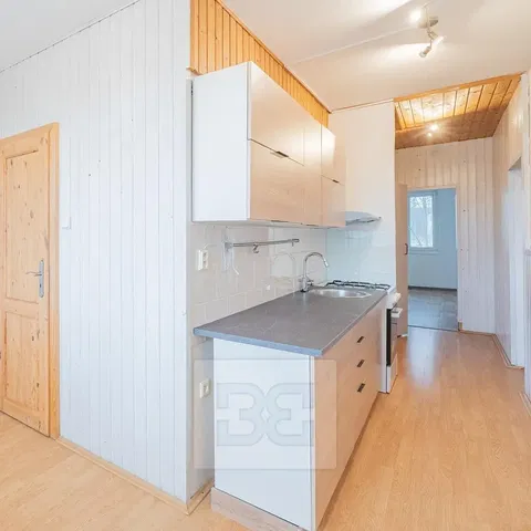 Kuchyňa; kuchynské spotrebiče, prirodzené svetlo