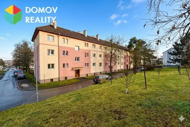 Haus und umgebung; blick