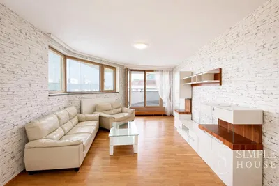 Wohnzimmer; tageslicht, moderner stil, holzboden