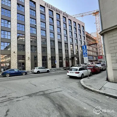 Kuća i okolina; pogled