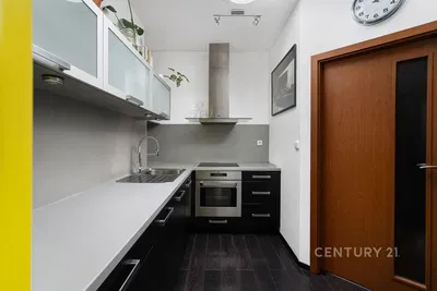 Kuhinja; kuhinjski aparati, prirodno svjetlo