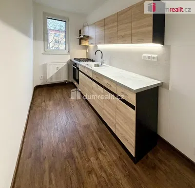 Küche; küchengeräte, blick, holzboden, renoviert, tageslicht, moderner stil