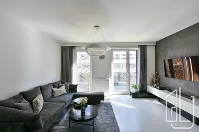 Wohnzimmer; blick, tageslicht, moderner stil, holzboden