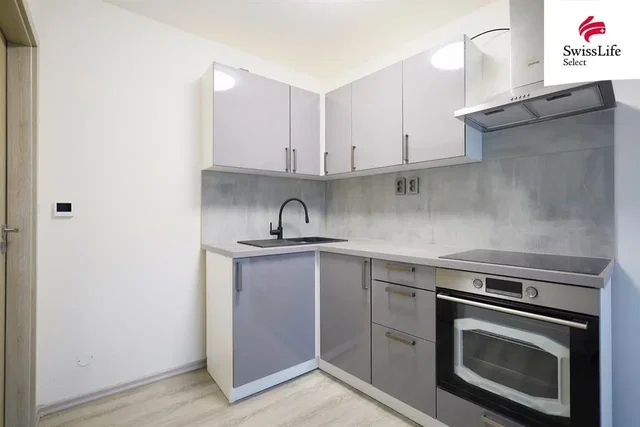 Cocina; electrodomésticos, renovado, luz natural, estilo moderno