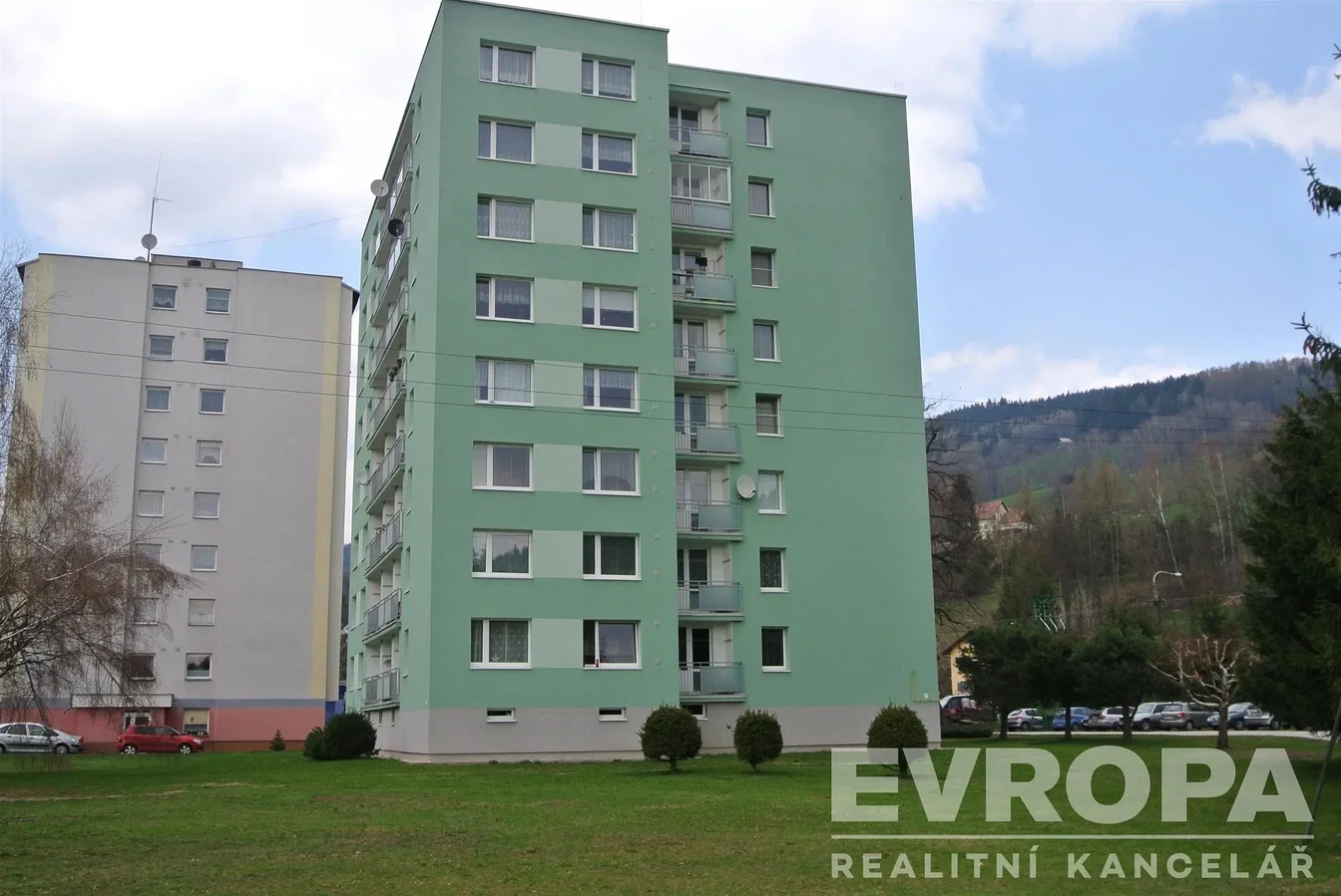 Casa e arredores; vista