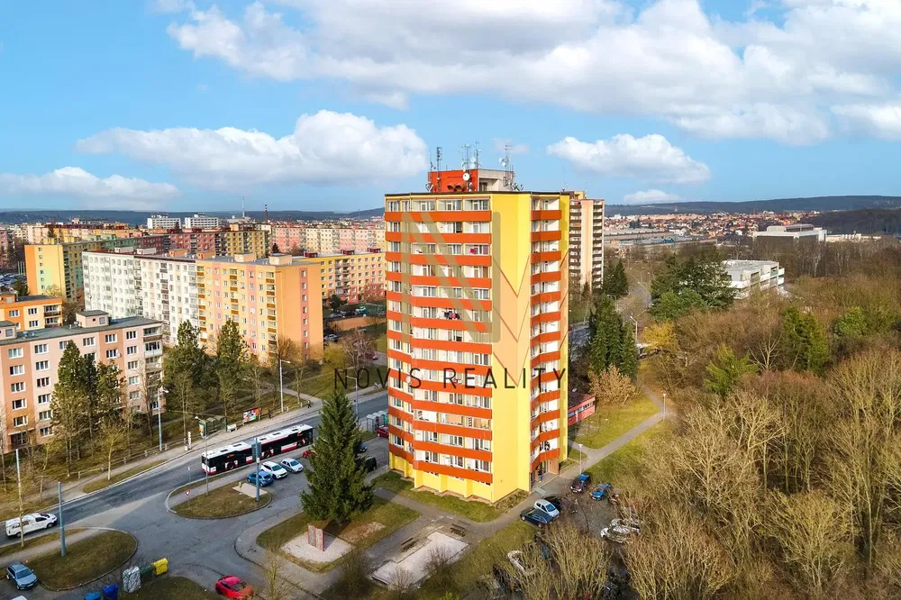 Haus und umgebung; blick