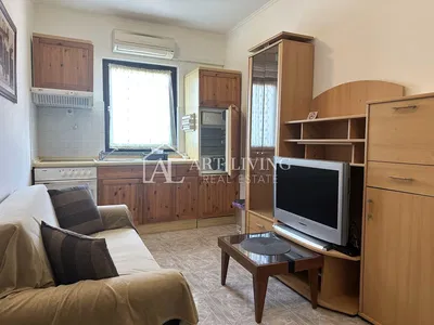 Дневна соба; поглед, плочице