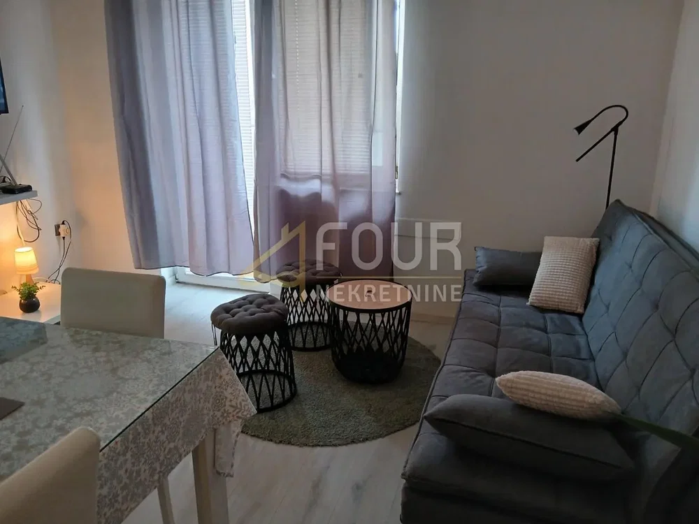 Wohnzimmer; moderner stil, tageslicht
