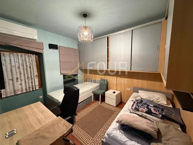 Υπνοδωμάτιο; φυσικό φως, μοντέρνο στυλ