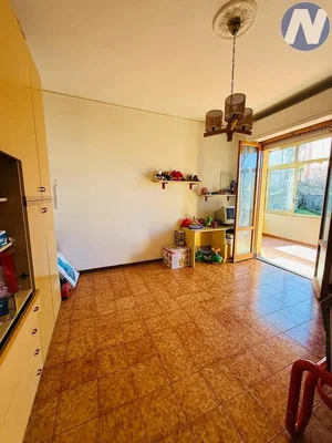 Дечја соба; плочице, природно светло