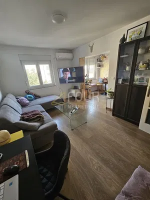 Σαλόνι; θέα, φυσικό φως