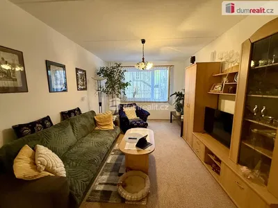 Oturma odası; doğal ışık, modern stil