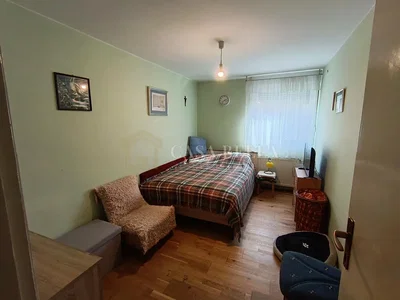 Chambre; parquet, lumière naturelle