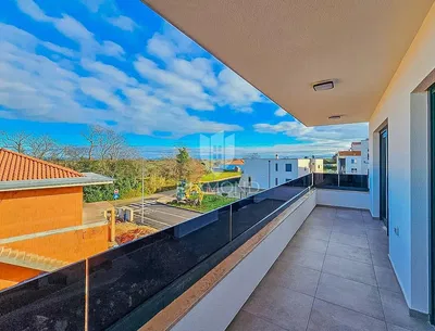 Балкон; поглед, плочице