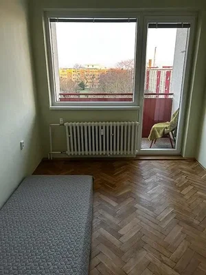 Schlafzimmer; blick, holzboden, tageslicht