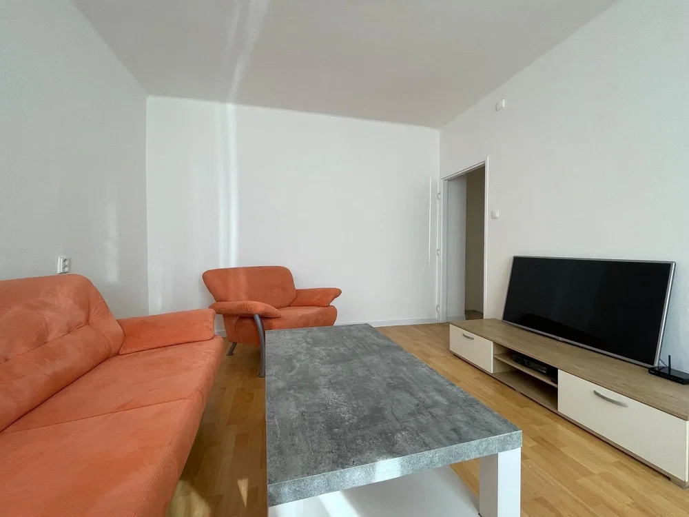 Wohnzimmer; tageslicht, moderner stil