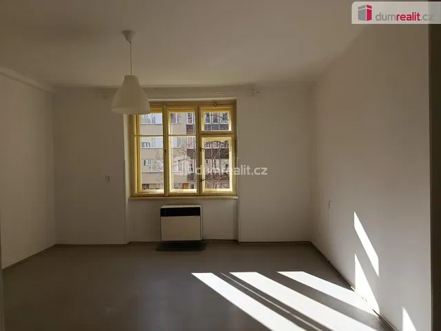 Living room; view, natural light