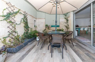 Terrasse; lumière naturelle