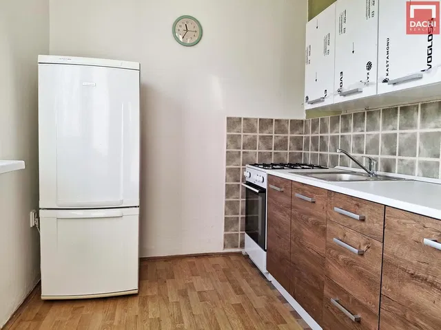Küche; küchengeräte, fliesenboden