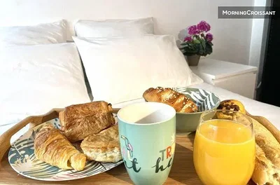 غرفة نوم; ضوء طبيعي