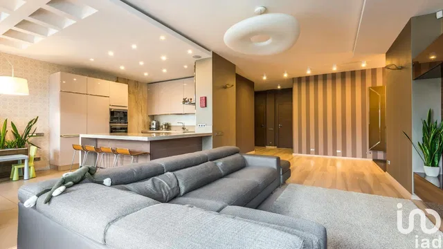 Soggiorno; luce naturale, pavimento in legno, stile moderno