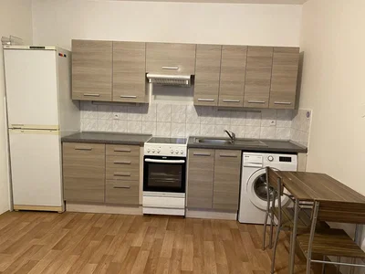 Küche; küchengeräte, fliesenboden