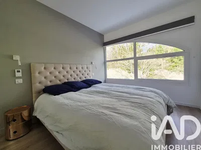 غرفة نوم; ضوء طبيعي, أرضية خشبية, أسلوب عصري