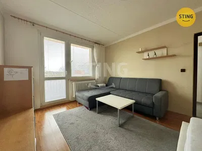 Wohnzimmer; tageslicht, holzboden, moderner stil