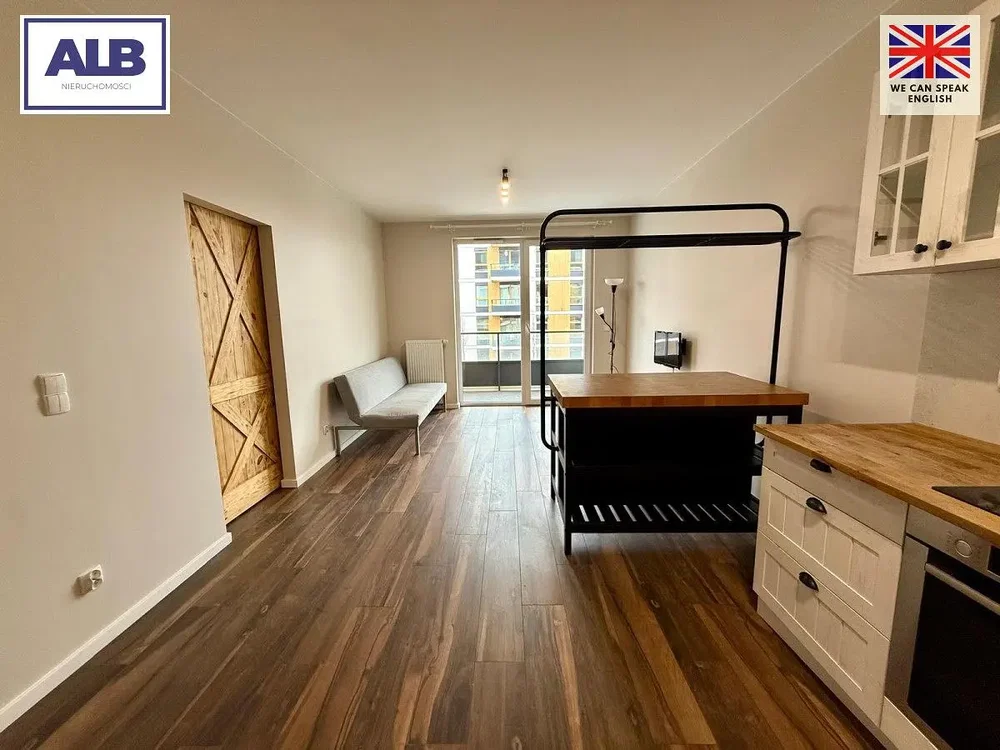 Cuisine; vue, parquet