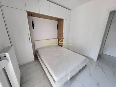 Chambre; carrelage, rénové