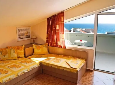 Yatak odası; manzara, doğal ışık