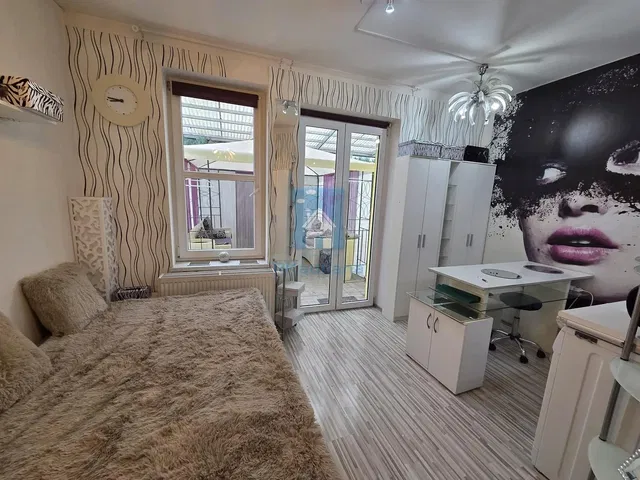 Chambre; style moderne, lumière naturelle